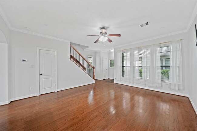 Building Photo - 1846 Woodbend Village Ct