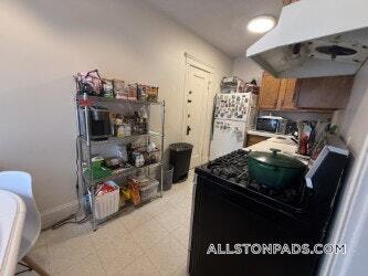 Building Photo - 50 Chester St