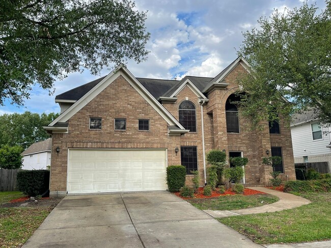 Building Photo - 9323 Willow Crossing Dr