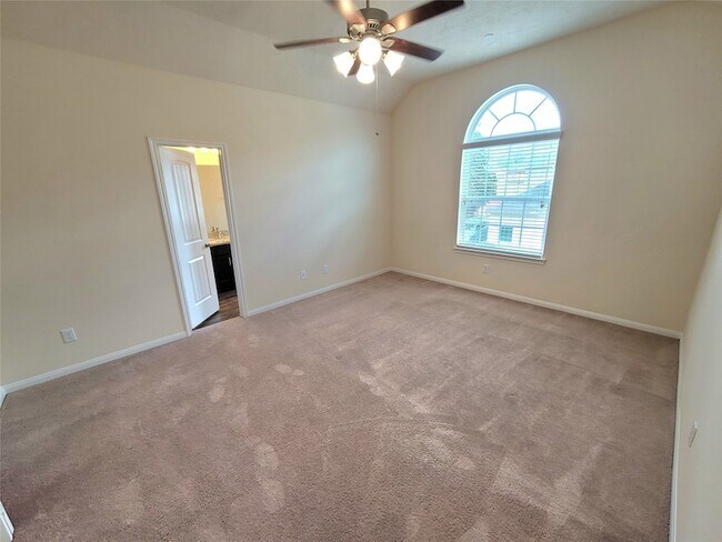 Building Photo - 2243 Bermuda Shores Dr