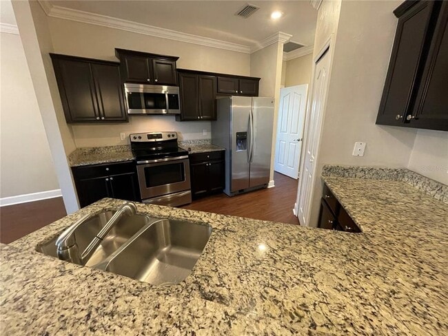 Building Photo - 1604 SW 66th Dr