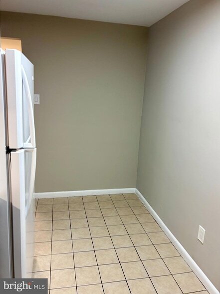 Building Photo - 207 Walnut Hill Rd