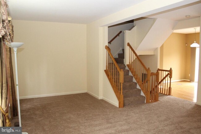 Building Photo - 2555 Chase Wellesley Dr