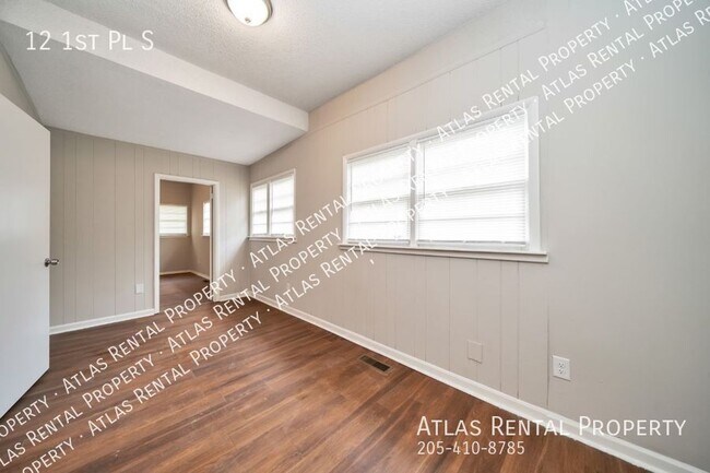 Building Photo - 12 1st Pl S