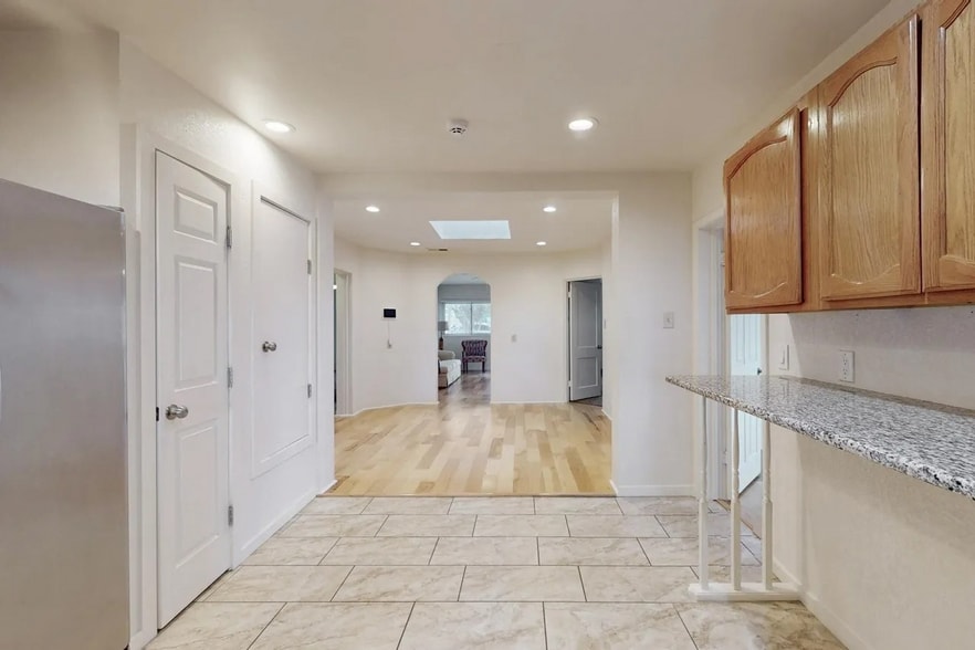 Building Photo - 1505 Walter St SE