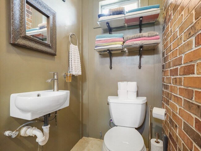 Building Photo - 23815 Dolci Ln