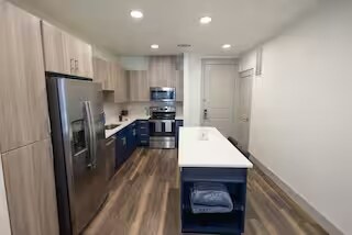 Building Photo - 3801 Vitruvian Way