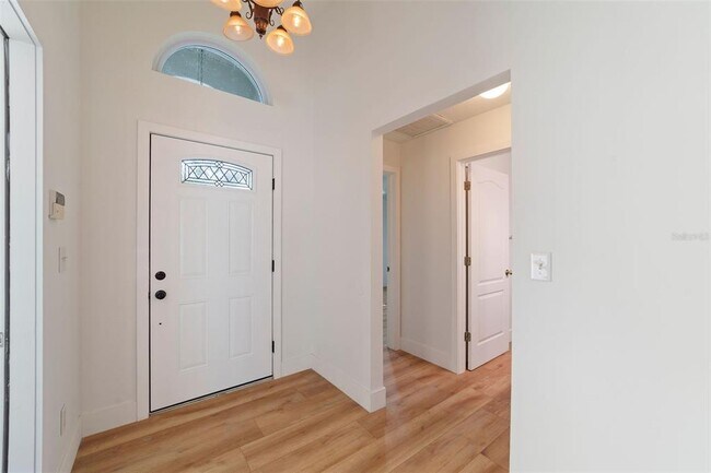 Building Photo - 24407 Rolling View Ct