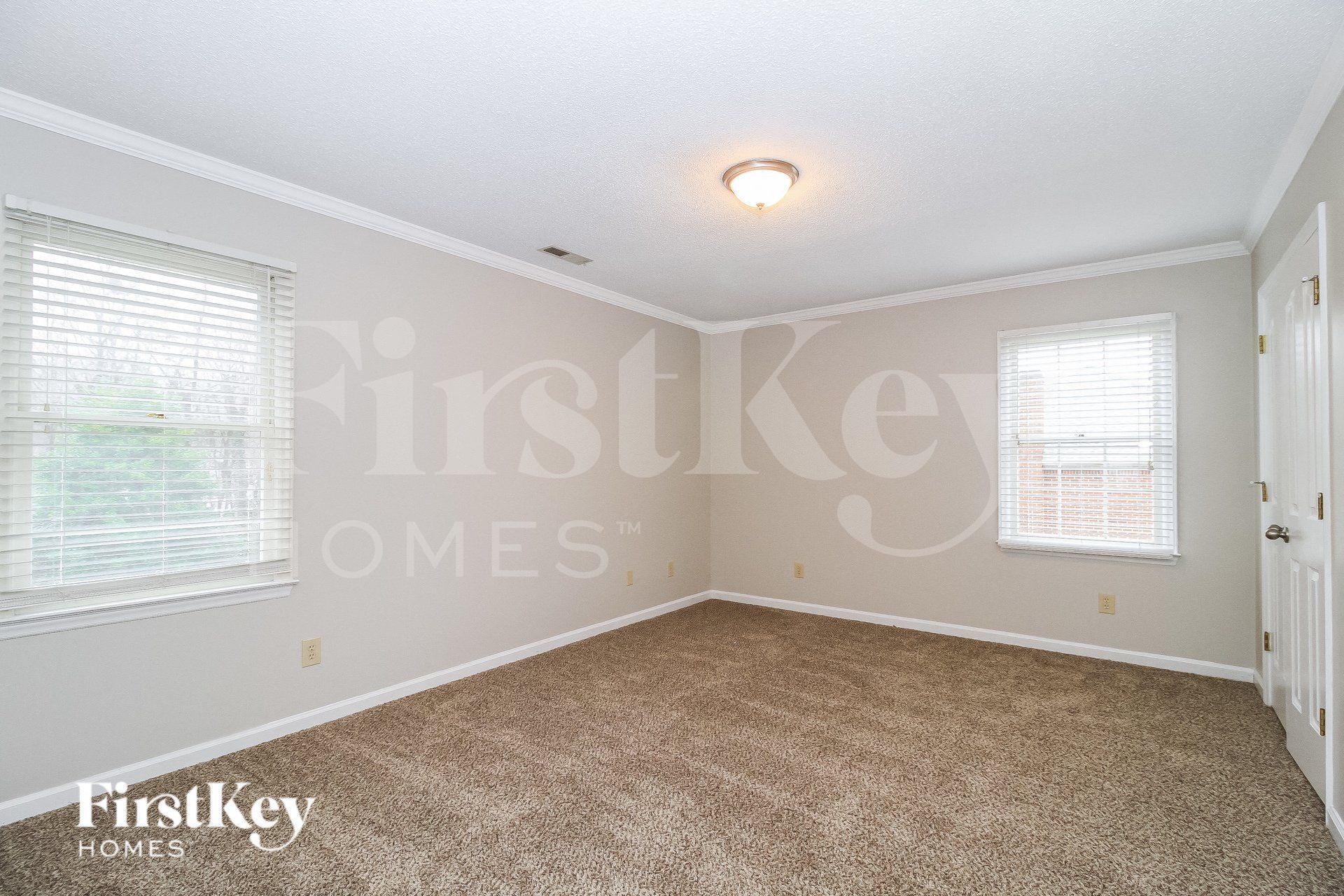 Building Photo - 4625 Bay Creek Dr