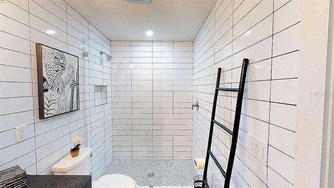 Building Photo - 1920 Morrill St