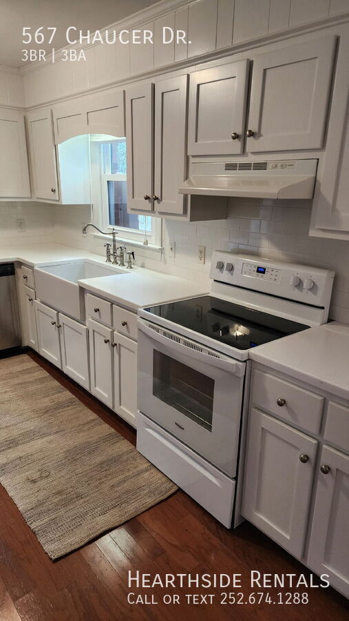 Building Photo - 567 Chaucer Dr