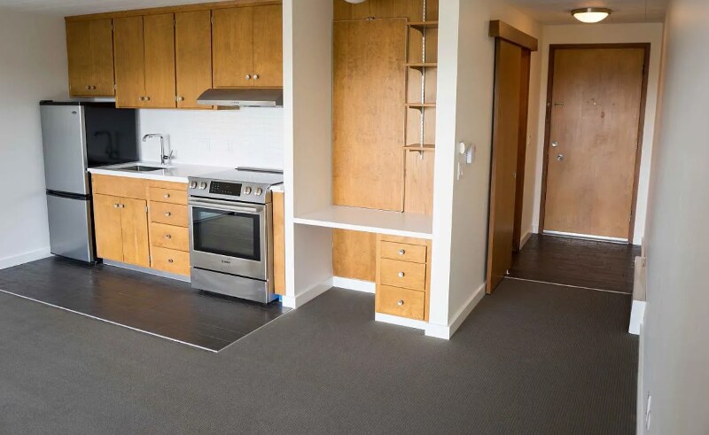 Building Photo - 7113 California Ave SW