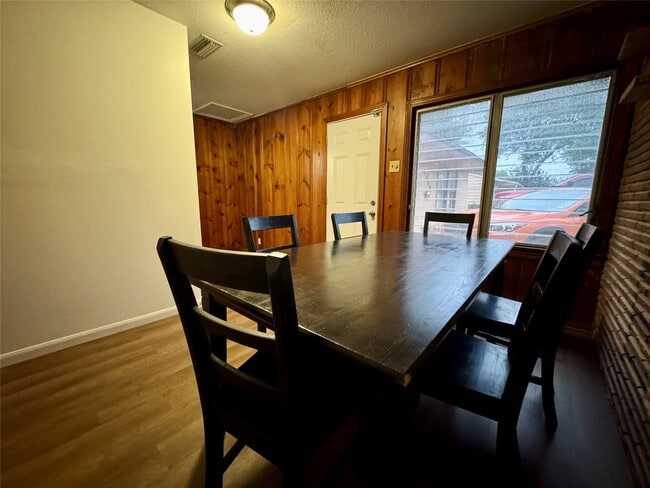 Building Photo - 4039 Erby St