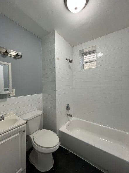 Building Photo - 82 Fulton Ave