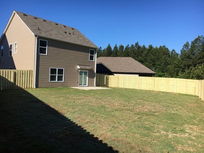 Building Photo - Doss Ferry Community in Kimberly Al  2 story house built 2017, 3 Bedroom, 2.5 bathroom house with...