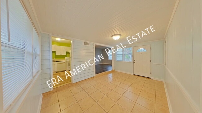 Building Photo - 9 Okahatchee Cir SE