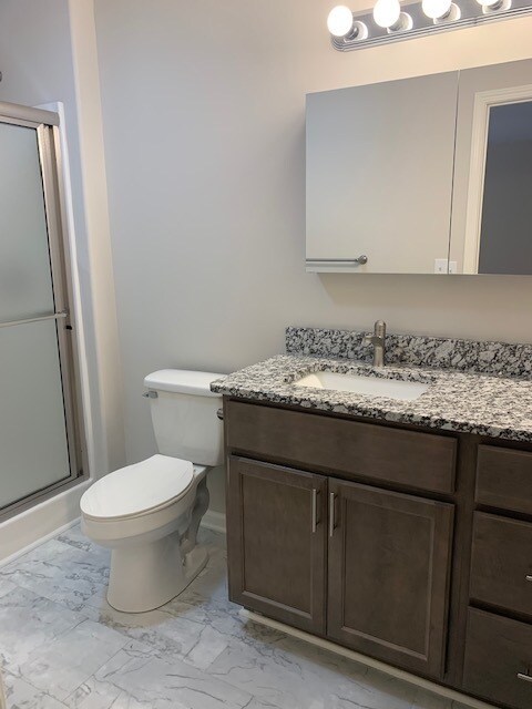 Downstairs bath - 6072 Herons Cir