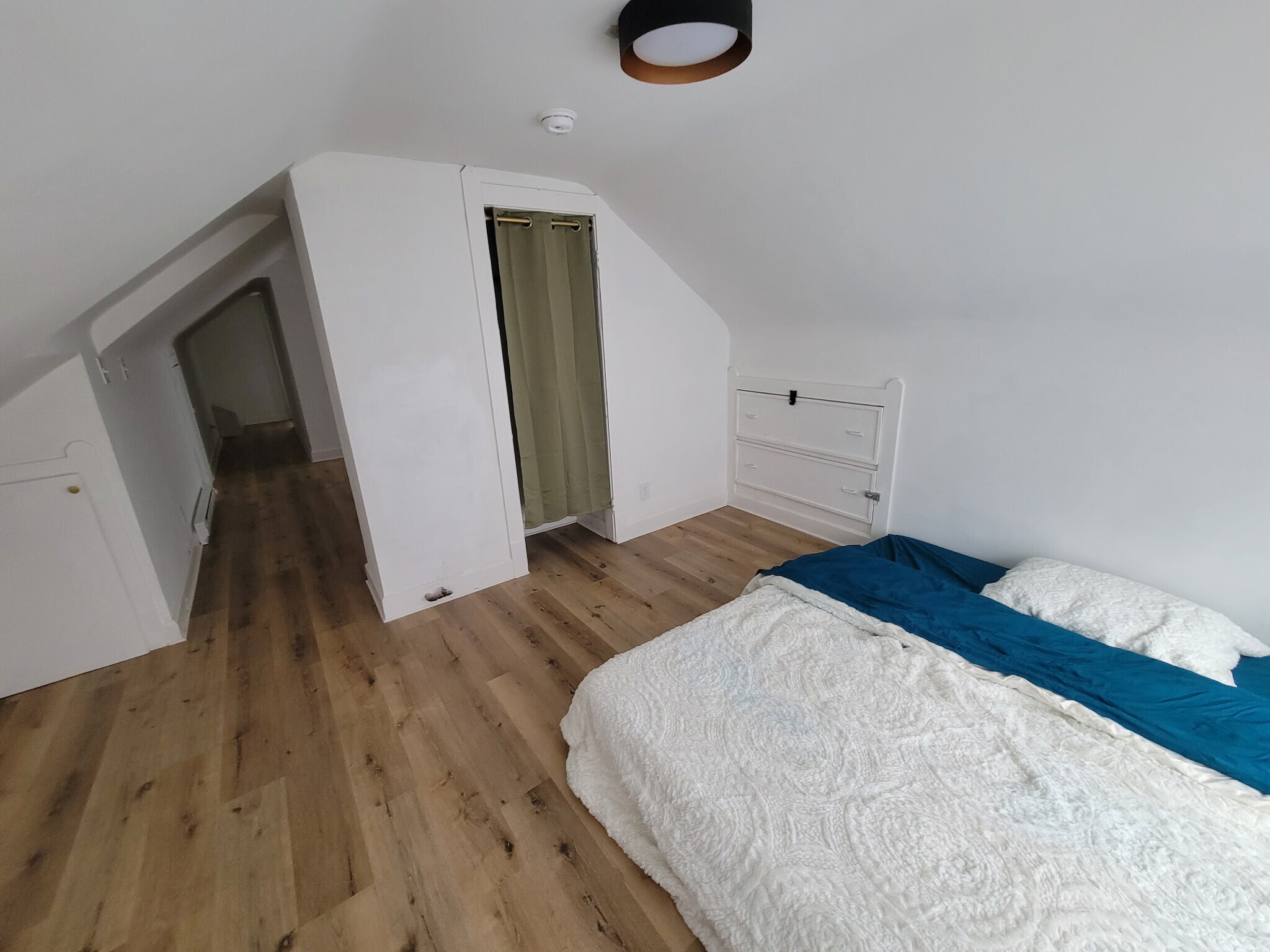 Bedroom - 1276 W 89th St