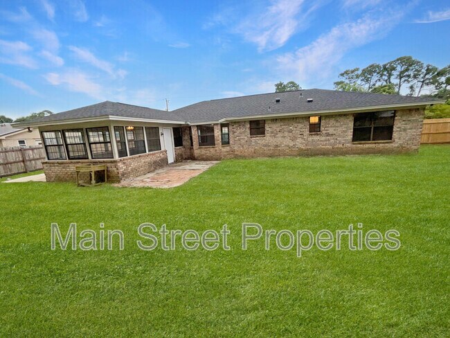 Building Photo - 7524 Sandy Creek Dr
