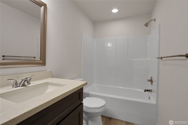 Building Photo - 3302 McKinley Ave