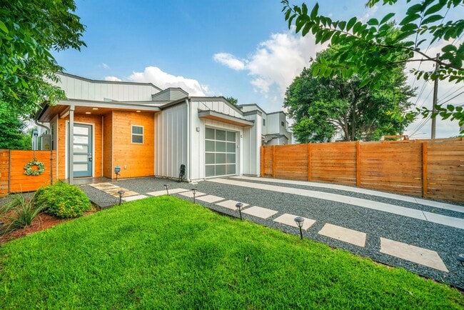 Building Photo - 4313 Banister Ln