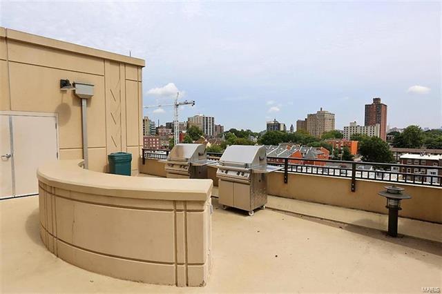 Building Photo - 4909 Laclede Ave