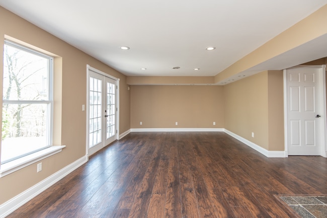 Building Photo - 720 Vista Hills Ct