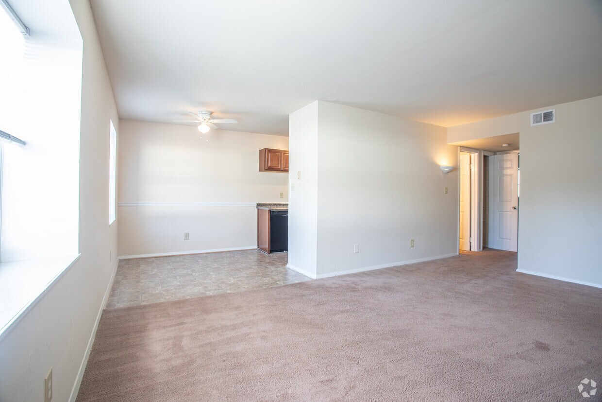 Hampton Creek Apartments Hampton