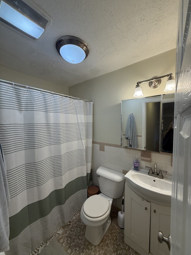 Building Photo - 171 South St