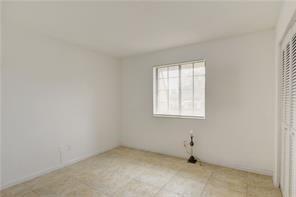 Building Photo - 12210 Royal Palm Blvd