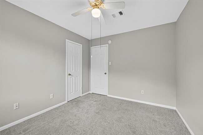 Building Photo - 8827 Boulder Springs Dr