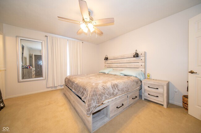 Building Photo - 9690 Barrhill Ct