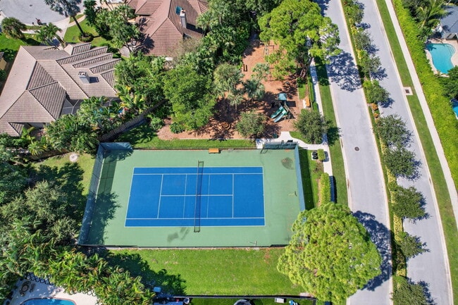 Building Photo - 2606 Monaco Terrace