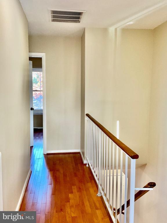 Building Photo - 20140 Timber Oak Ln