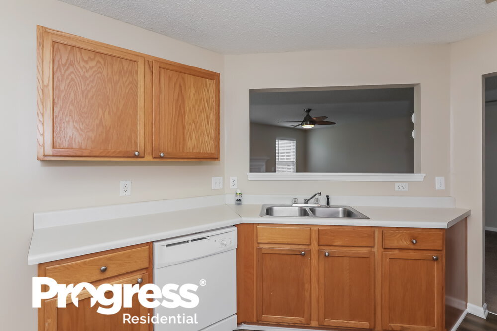 Building Photo - 1003 Fort Clapsop Ct