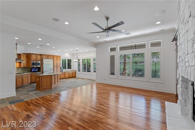 Building Photo - 1447 Foothills Village Dr