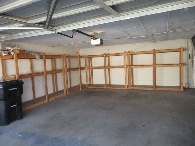 Building Photo - Duggan Property Management, Inc presents  Canoga Park - 3 Bedroom 2.5 Bath