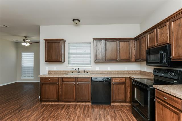 Building Photo - 210 Ridgeway Blvd