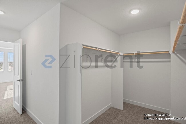 Building Photo - 426 Gold Coast Rd