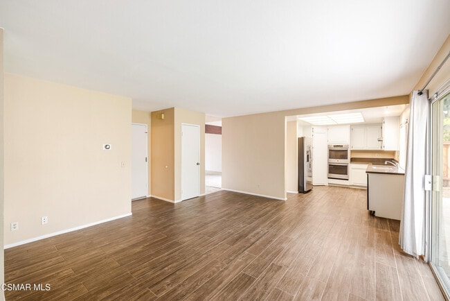 Building Photo - 3050 Wildwood Ave
