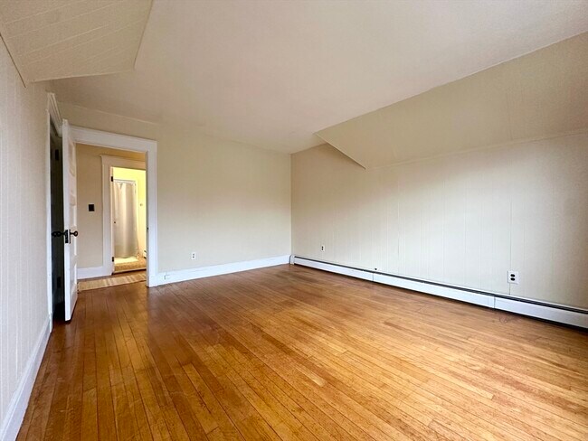 Building Photo - 60 Franklin St