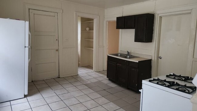 Primary Photo - 3169-3171 N 6th St. (Duplex)