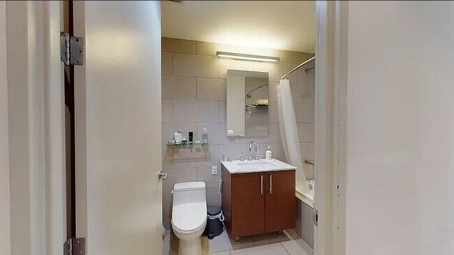 Building Photo - 0 bedroom in Long Island City NY 11101