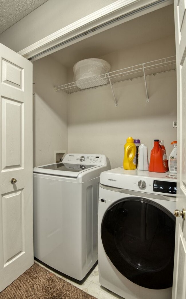 Building Photo - 4413 S 176th Ave