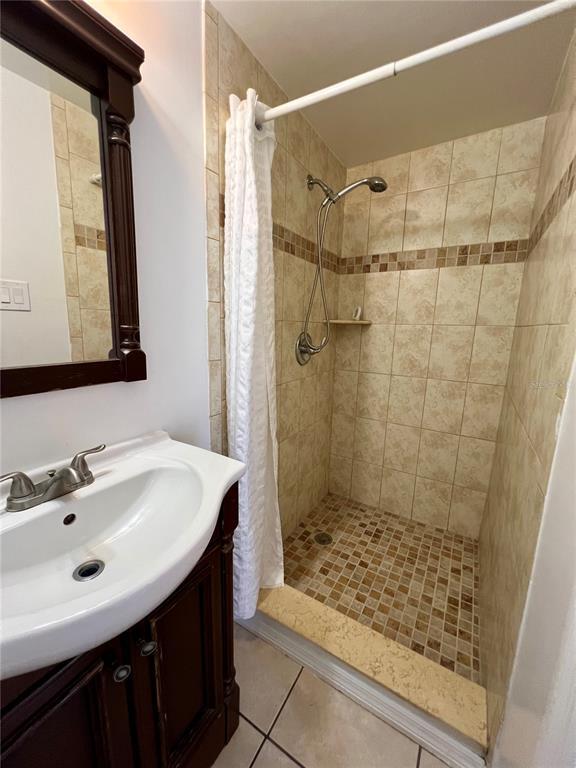 Building Photo - 860 49th Ave N