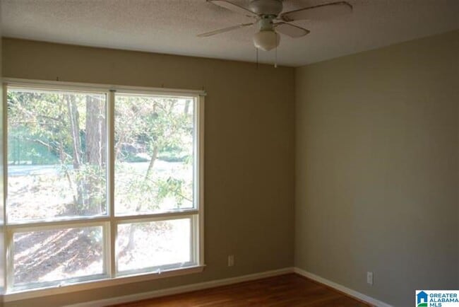 Building Photo - 5136 Selkirk Dr