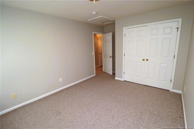 Building Photo - 510 Wheeling Cir