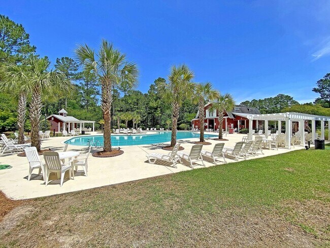 Building Photo - 4824 Willow Brook Ln