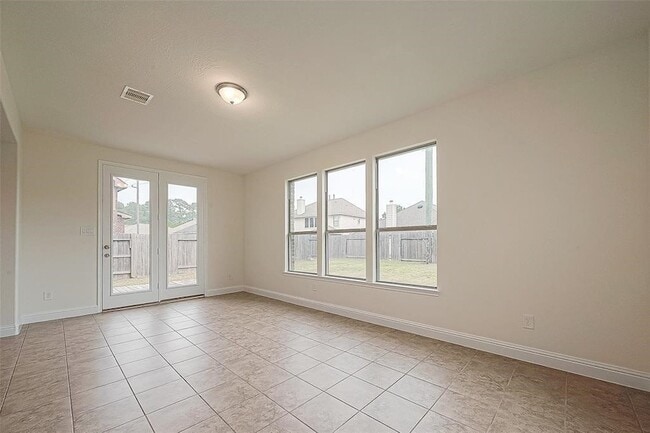 Building Photo - 4419 Matagorda Lakes Dr