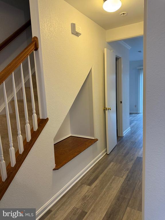 Building Photo - 9905 Matti Hill Ct